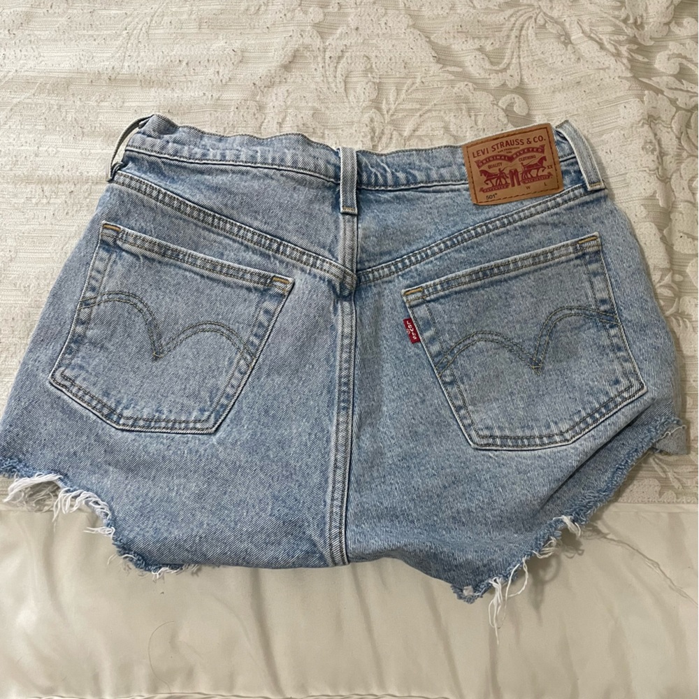 Levi’s 501 Original Denim Shorts W28